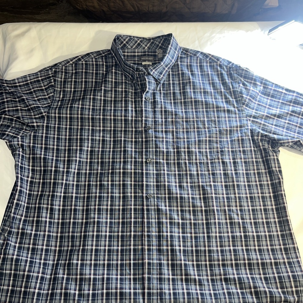 Van Heusen Size Xxl 18-18 1/2 classic fit Plaid Casual Button Shirt 147